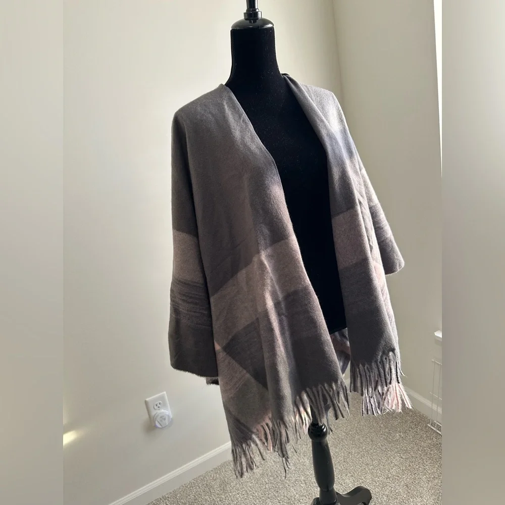 Women’s‎ Pink & Gray Plaid Cozy Shawl